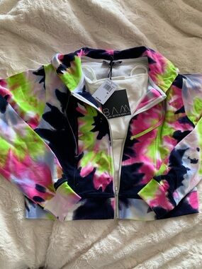 BAM by Betsy and Adam Cropped Hoodie with zip out Size Medium